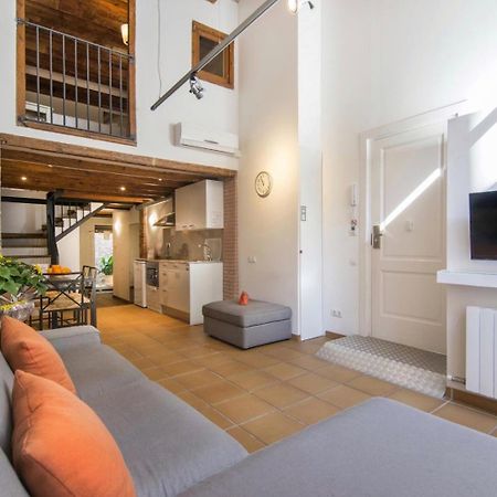 Happy People Ramblas Harbour Apartments Barcelona Luaran gambar
